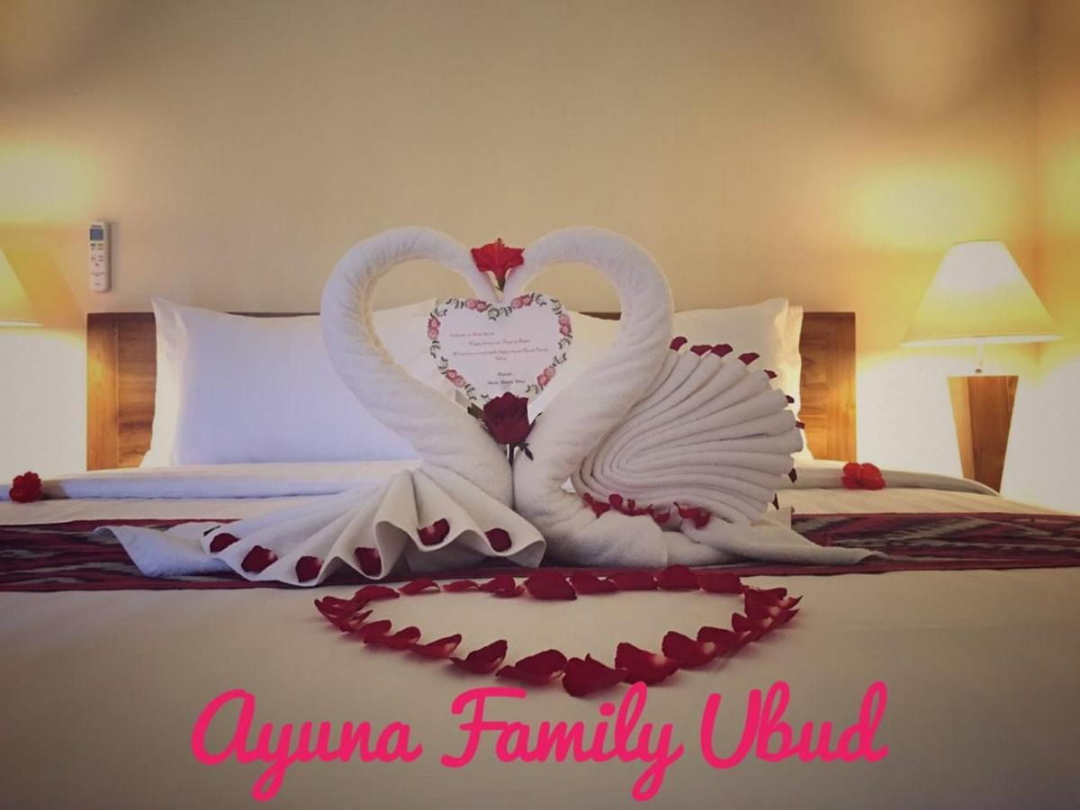 Ayuna Family 3*